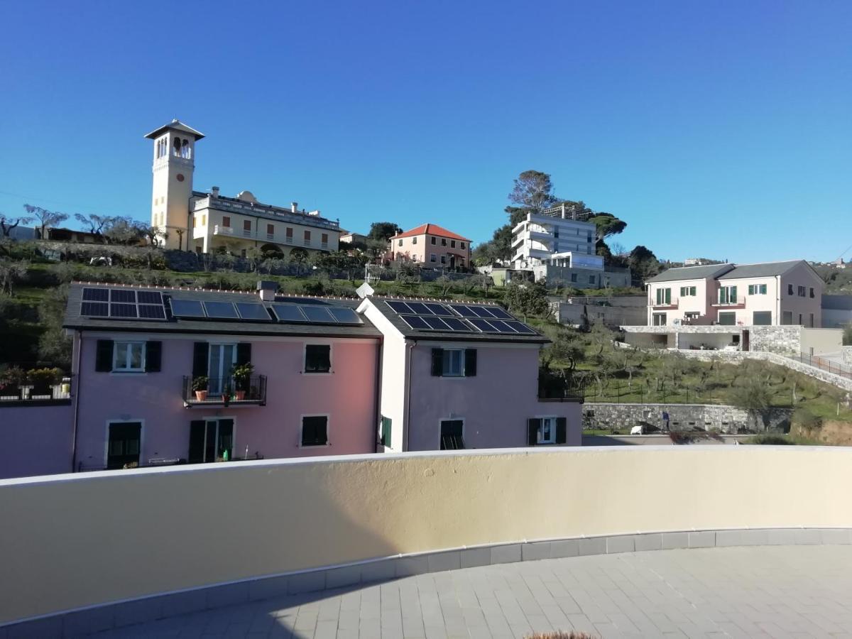 Апартаменты Terrazza Sul Mare In Via Devoto Кьявари Экстерьер фото